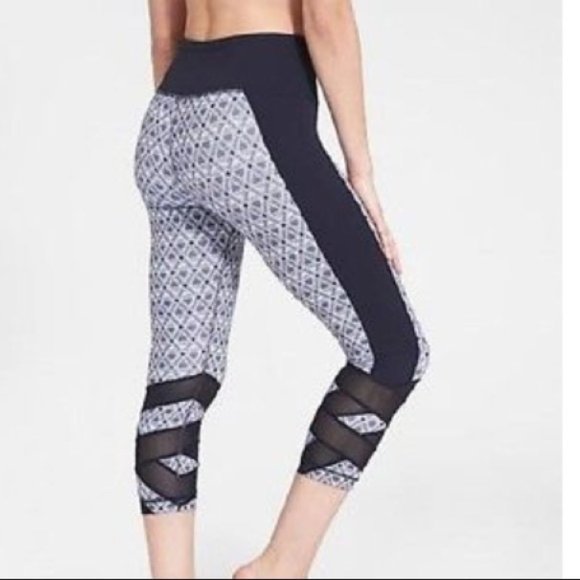 EUC athleta Mantra Capri Navy Multi Print sheer S - Picture 2 of 8